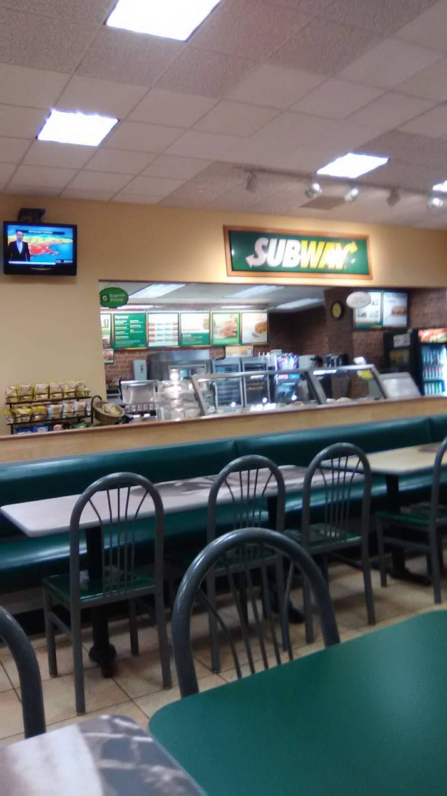 Subway | restaurant | 100 Hall of Fame Ave, Springfield, MA 01105, USA | 4132418884 OR +1 413-241-8884