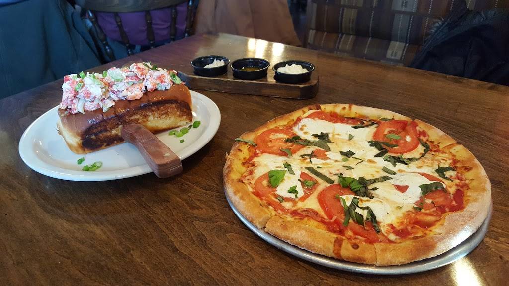 Patriots Tavern | restaurant | 145 New England Pl, Stillwater, MN 55082, USA | 6513421472 OR +1 651-342-1472