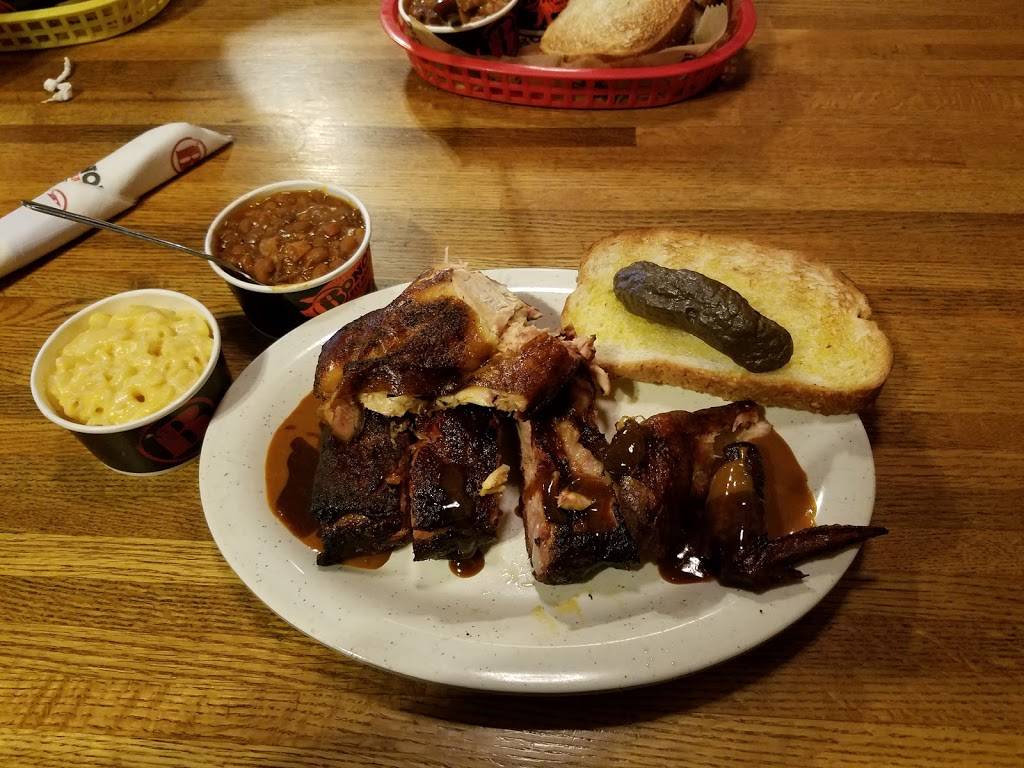 Bonos Pit Bar-B-Q | restaurant | 8011 Merrill Rd, Jacksonville, FL 32277, USA | 9047433727 OR +1 904-743-3727