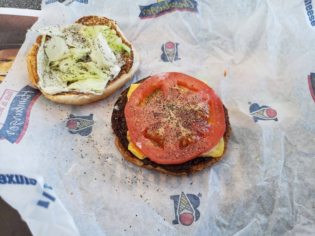 Braums Ice Cream & Burger Restaurant | restaurant | 3420 N Maize Rd, Wichita, KS 67205, USA | 3167215935 OR +1 316-721-5935