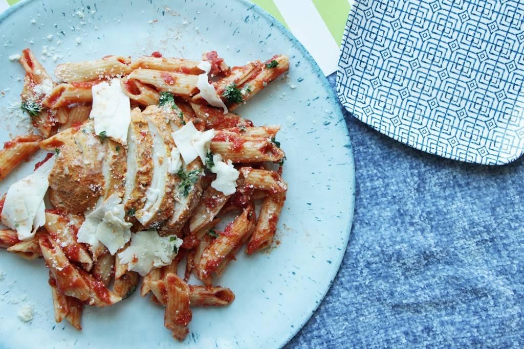 Eat Fit Go Healthy Foods | restaurant | 2564 N Greenwich Rd, Wichita, KS 67206, USA | 3162602770 OR +1 316-260-2770