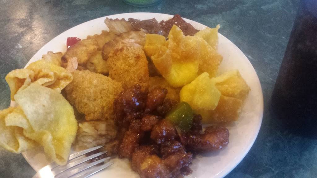 Grand Buffet | restaurant | 4400 W Elm St, McHenry, IL 60050, USA | 8153633888 OR +1 815-363-3888