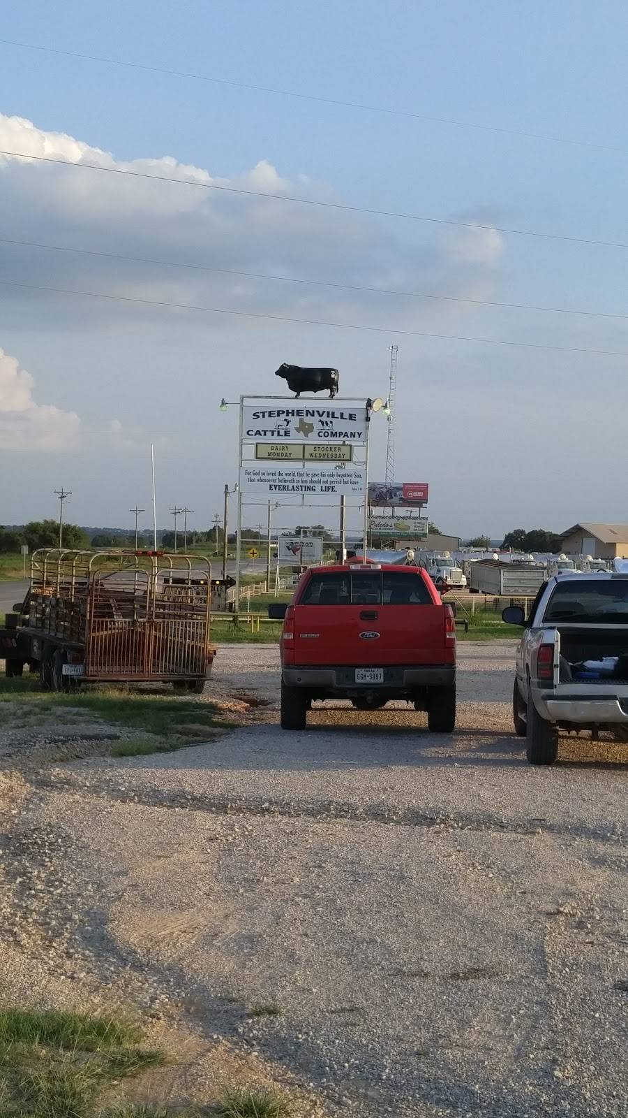 Grandma Bs Cafe | restaurant | 3581 US-281, Stephenville, TX 76401, USA | 2549680200 OR +1 254-968-0200