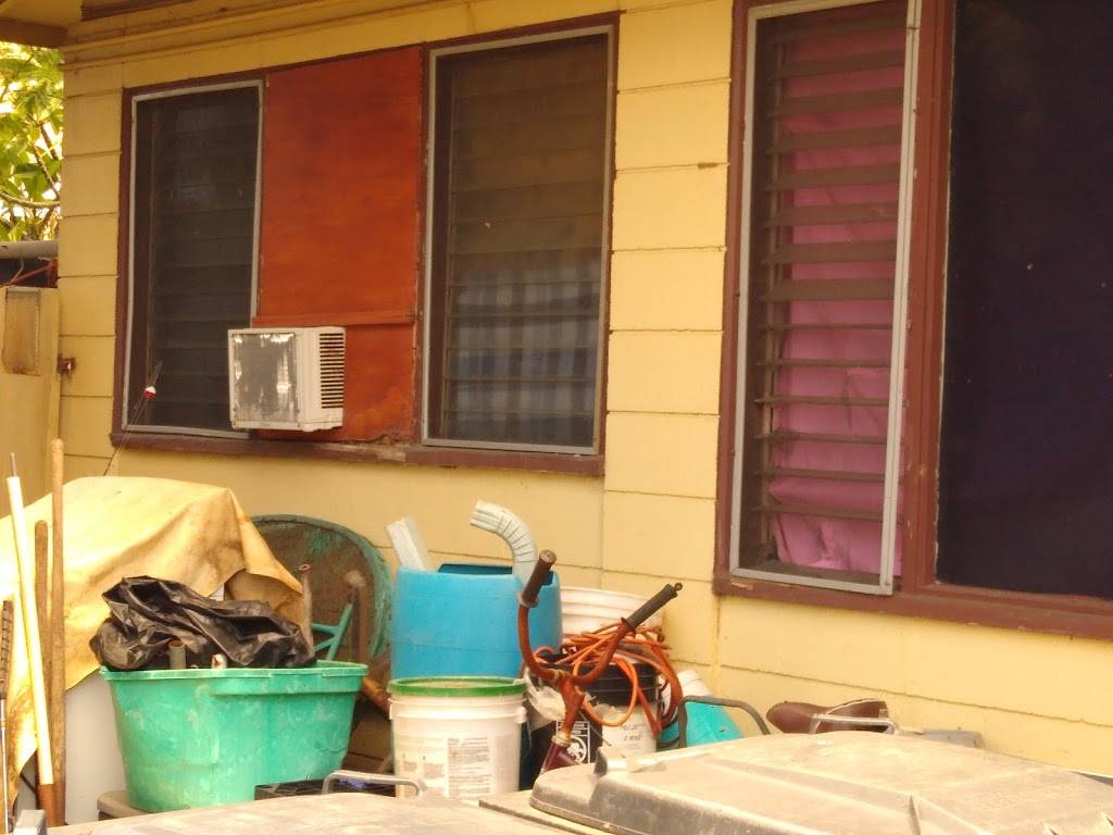 L & P Drive Inn | restaurant | 87-1650 Farrington Hwy, Waianae, HI 96792, USA | 8086686996 OR +1 808-668-6996