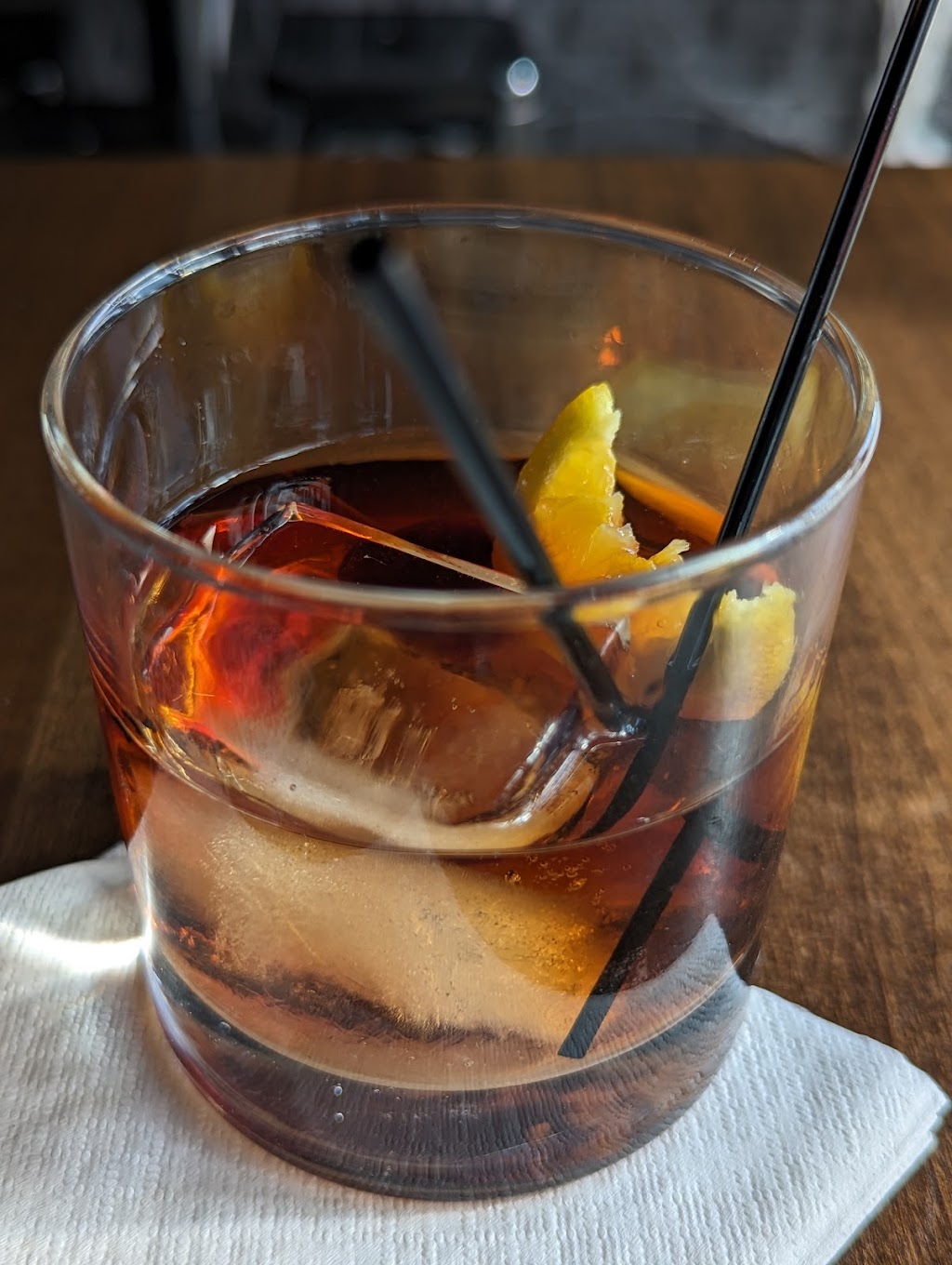 Bottoms Up Restaurant & Bar | restaurant | 9718 W Irving Park Rd, Schiller Park, IL 60176, USA | 2247812298 OR +1 224-781-2298