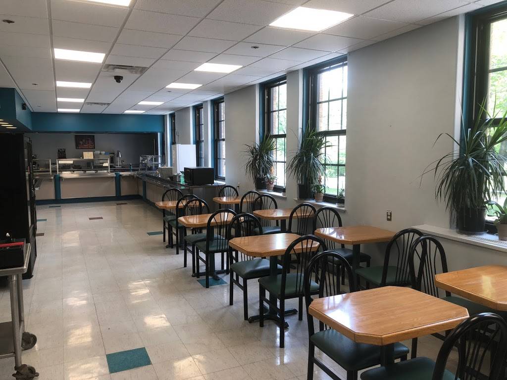 Cafe Premier | restaurant | 12200 Fairhill Rd, Cleveland, OH 44120, USA | 2165717375 OR +1 216-571-7375