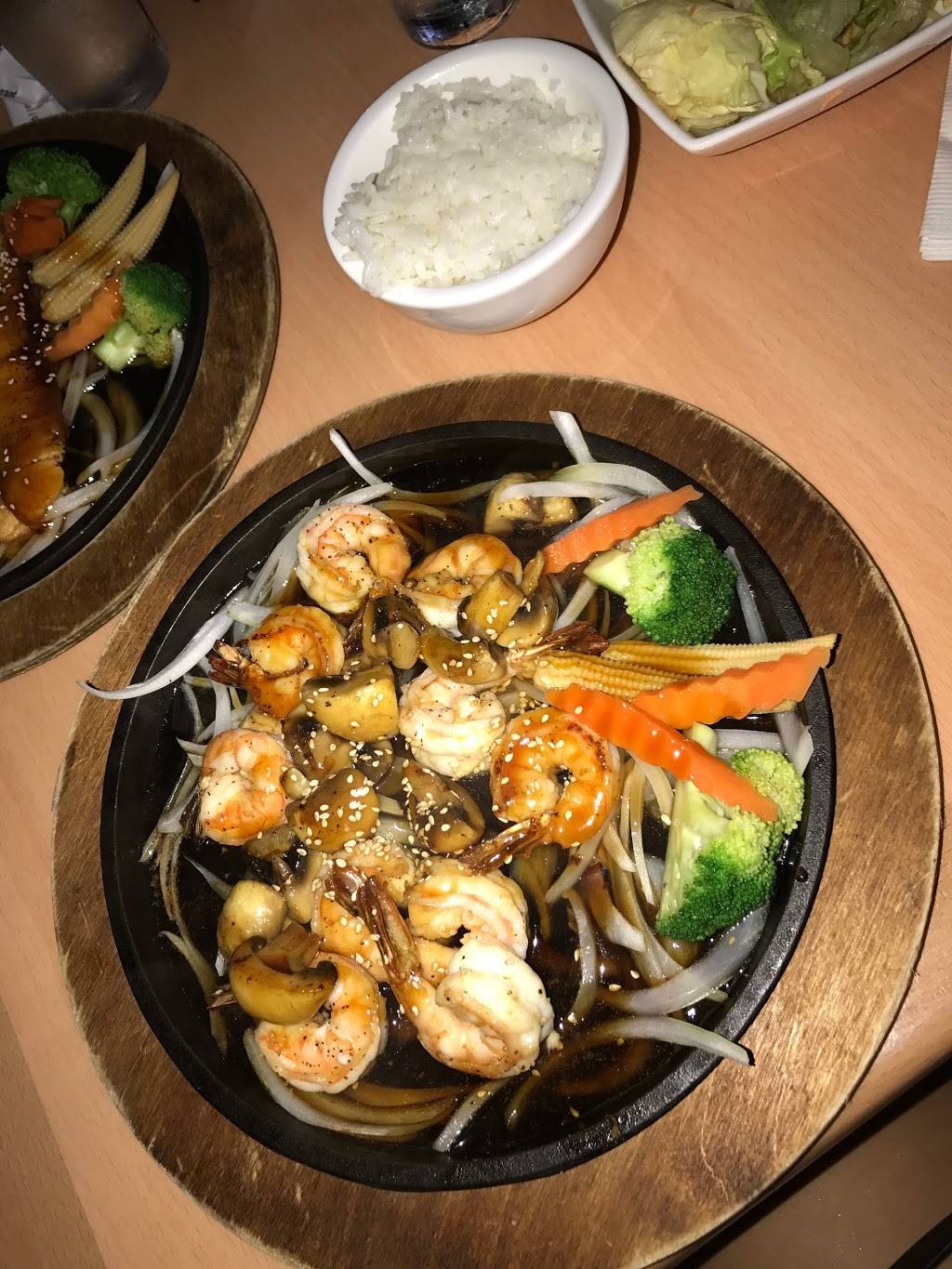 Tokyo Sushi III | restaurant | 846 Farmington Ave, West Hartford, CT 06119, USA | 8602061706 OR +1 860-206-1706