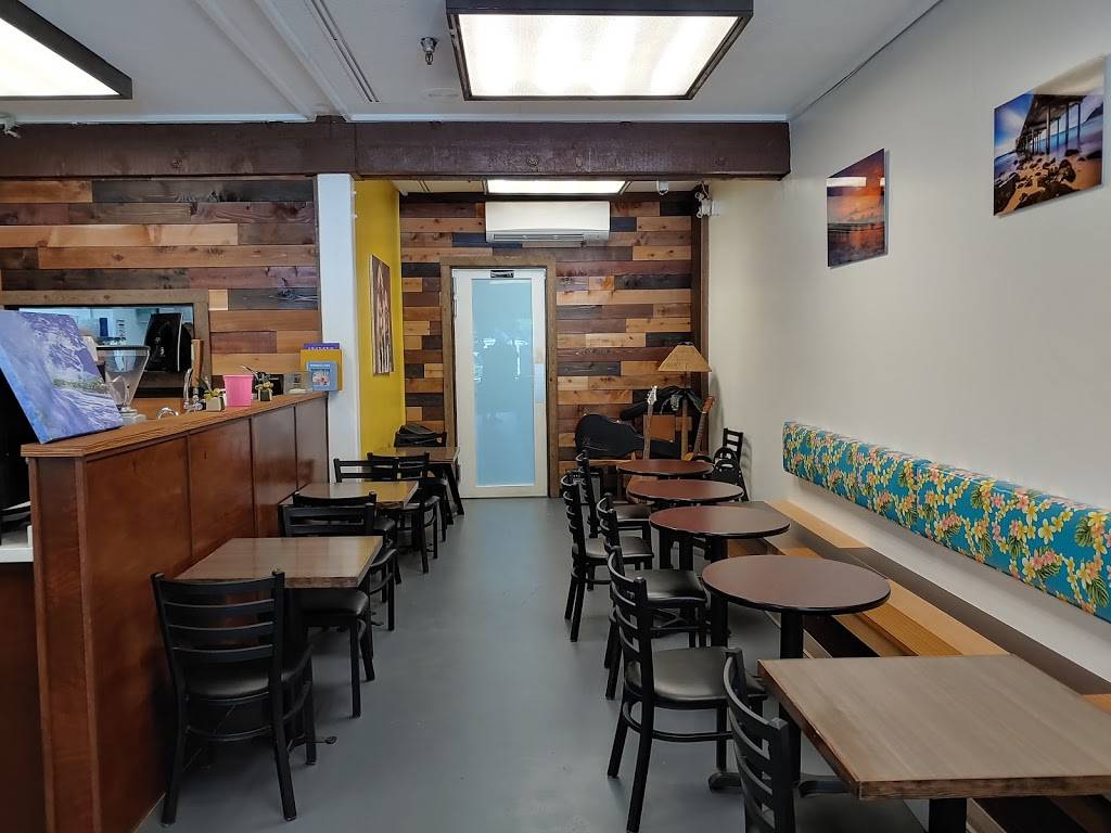 Hawaiian Island Cafe | restaurant | 41-1537 Kalanianaʻole Hwy, Waimanalo, HI 96795, USA | 8083124006 OR +1 808-312-4006