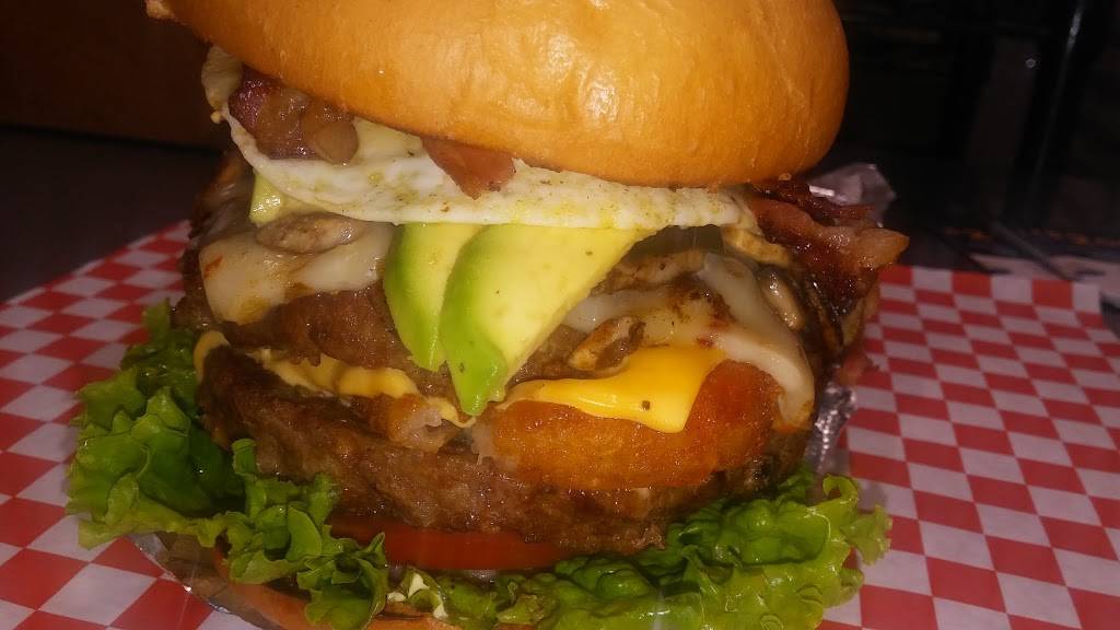 Bull Chicks | restaurant | 1392 E Palomar St #303, Chula Vista, CA 91913, USA | 6193970139 OR +1 619-397-0139