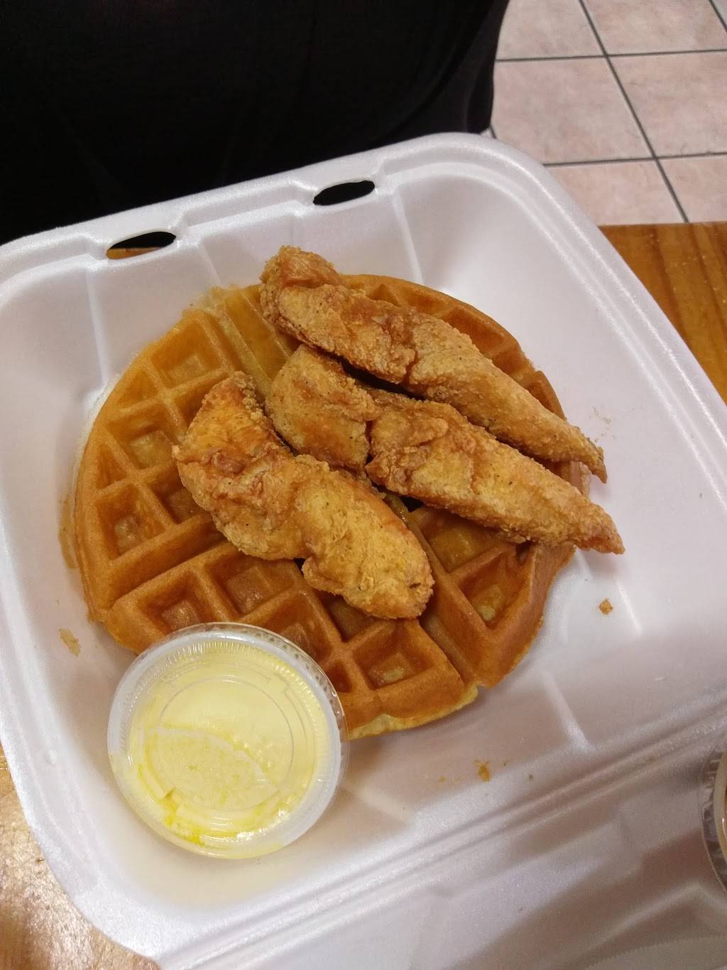 The Hen House | restaurant | 1033 Massachusetts Ave, Boston, MA 02118, USA | 6174429464 OR +1 617-442-9464