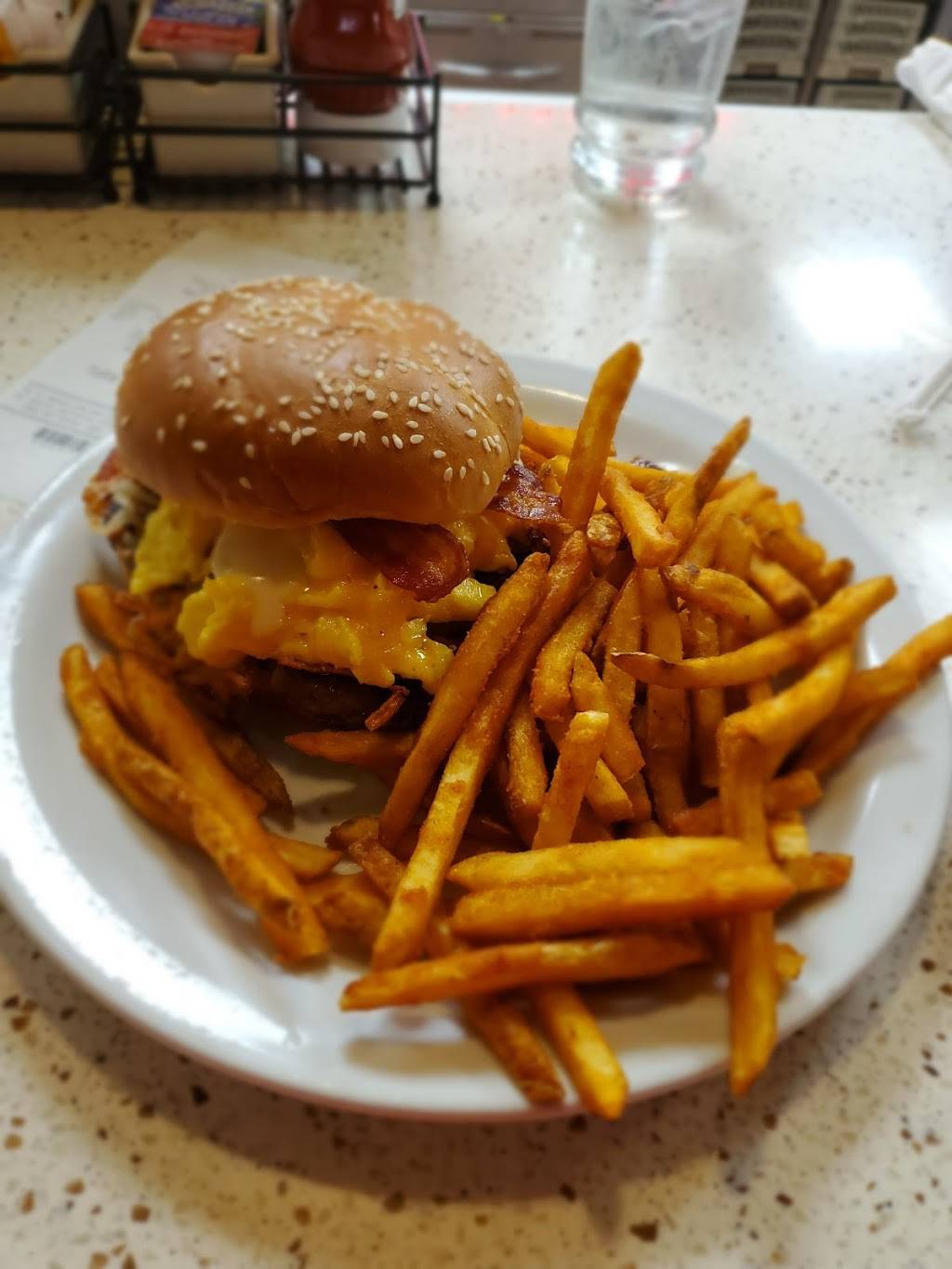 Dennys | restaurant | 2514 Sunset Blvd, West Columbia, SC 29169, USA | 8039390528 OR +1 803-939-0528