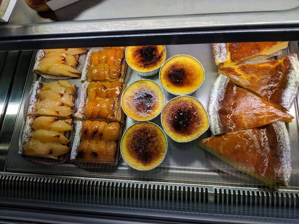 KFC | restaurant | 2471 Hylan Blvd, Staten Island, NY 10306, USA | 7186674882 OR +1 718-667-4882