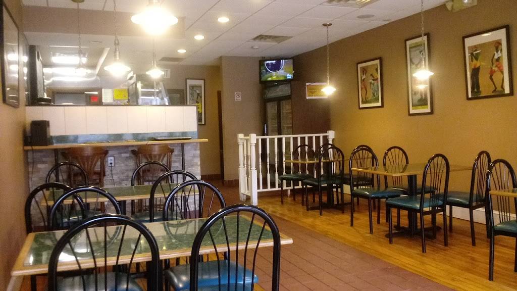 Jamaican Me Crazy | restaurant | 776 Main St, Willimantic, CT 06226, USA | 8609428831 OR +1 860-942-8831