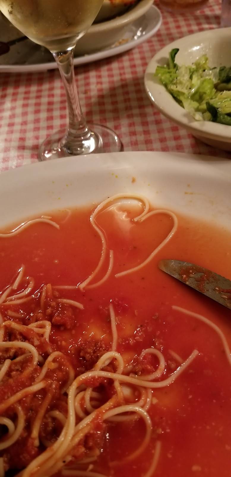 Colichias Italian Village | restaurant | 5601 E Parkway St, Groves, TX 77619, USA | 4099627711 OR +1 409-962-7711