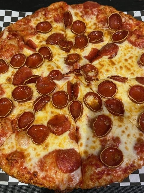 290 Locale Winery & Pizzeria | restaurant | 103 N Nugent Ave, Johnson City, TX 78636, USA | 8302459495 OR +1 830-245-9495