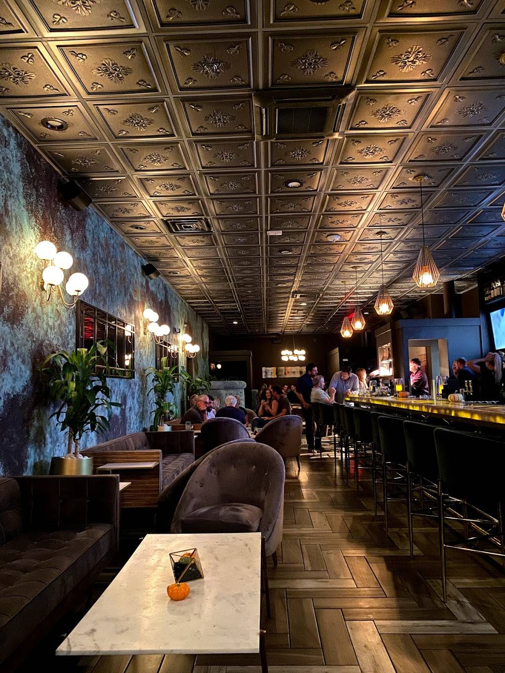 Tropez St. Pete | restaurant | 437 Central Ave, St. Petersburg, FL 33701, USA | 7278984300 OR +1 727-898-4300