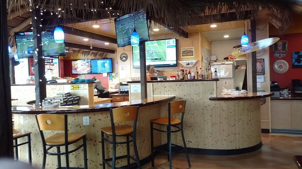 Beach Hut Deli | restaurant | 6601 Folsom Blvd #110, Sacramento, CA 95819, USA | 9163464691 OR +1 916-346-4691