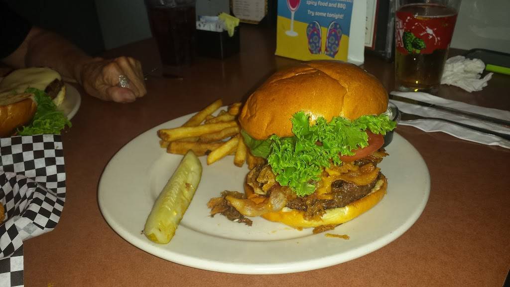 Surf Dog Bar and Grill | restaurant | 2405, 1563 Dehirsch Ave, Woodbine, NJ 08270, USA | 6094276011 OR +1 609-427-6011