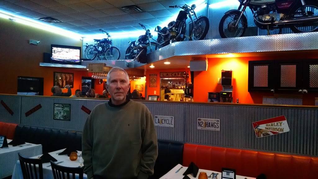 LA Cafe | restaurant | 4 S Main St, Whitestown, IN 46075, USA | 3177697503 OR +1 317-769-7503