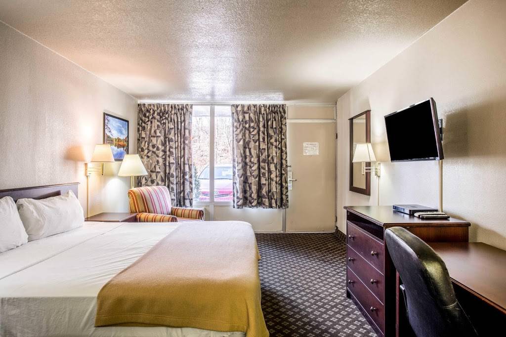 Rodeway Inn | restaurant | 5032 Hwy 230W, Only, TN 37140, USA | 9317295450 OR +1 931-729-5450