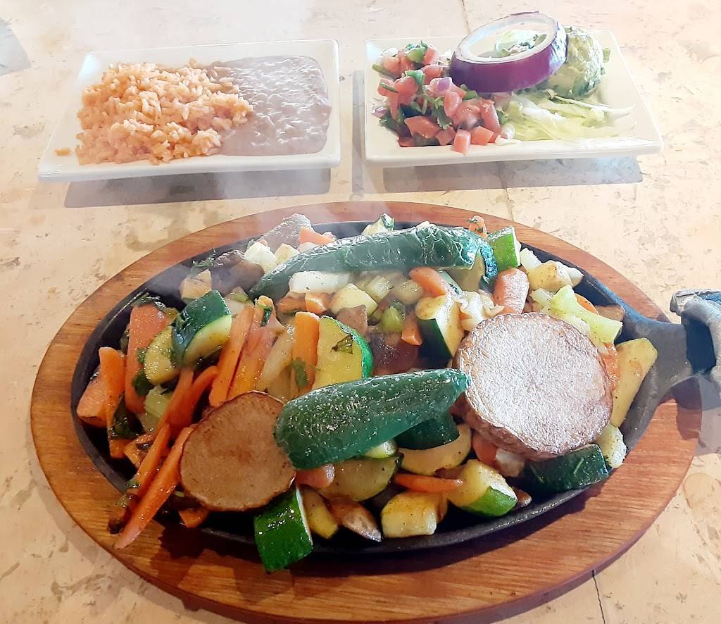 Oles Cantina | restaurant | 2225 S Stemmons Fwy, Lewisville, TX 75067, USA | 4694515529 OR +1 469-451-5529