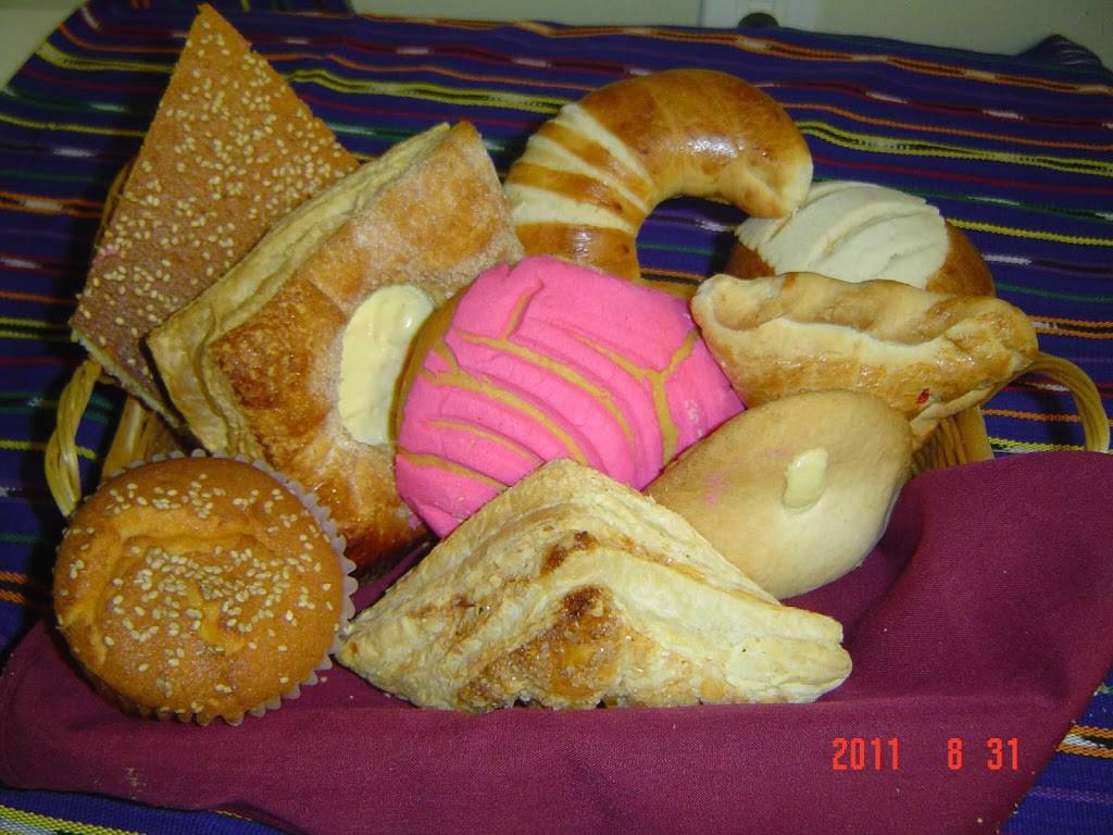 La verda Emi restaurante y panadería | restaurant | 11055 Dennis Rd #17, Dallas, TX 75229, USA | 9722467555 OR +1 972-246-7555