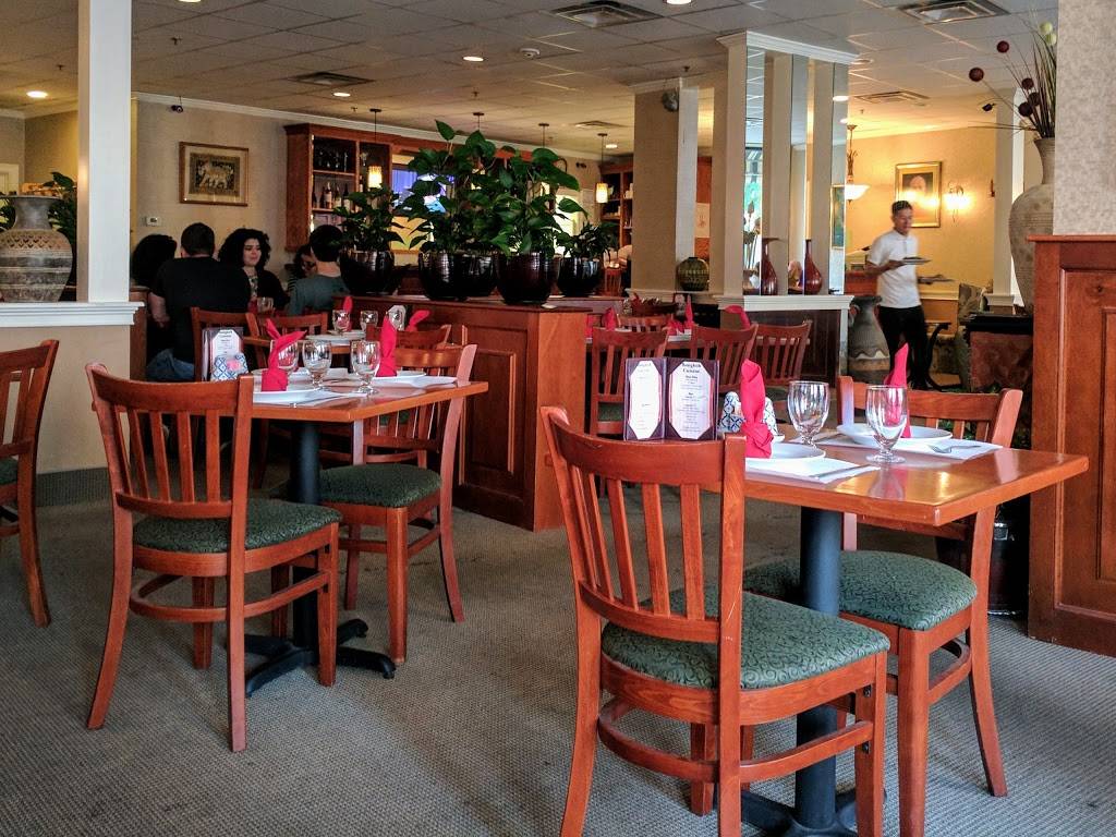 Bangkok Thai Cuisine | restaurant | 10 Court St, Plymouth, MA 02360, USA | 5087463299 OR +1 508-746-3299