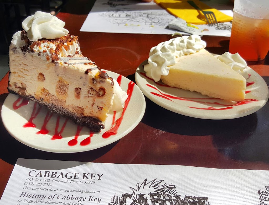 Cabbage Key Inn and Restaurant | restaurant | 200, Pineland, FL 33945, USA | 2392832278 OR +1 239-283-2278