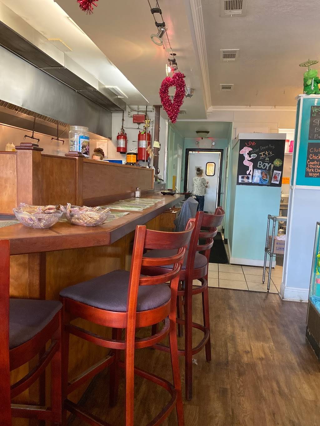 Lancasters | restaurant | 711 Washington Ave, Ocean Springs, MS 39564, USA | 2284474050 OR +1 228-447-4050