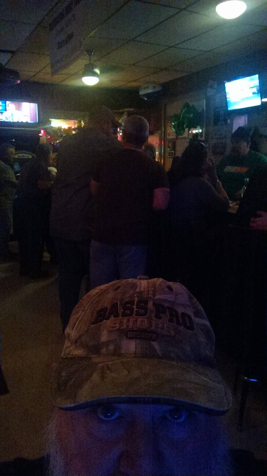 Dugout Restaurant | restaurant | 1510 Mountain Rd, Glen Allen, VA 23060, USA | 8042667883 OR +1 804-266-7883