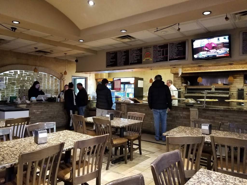 Rays Traditional Pizza | restaurant | 28 Union Ave, Cresskill, NJ 07626, USA | 2012666660 OR +1 201-266-6660