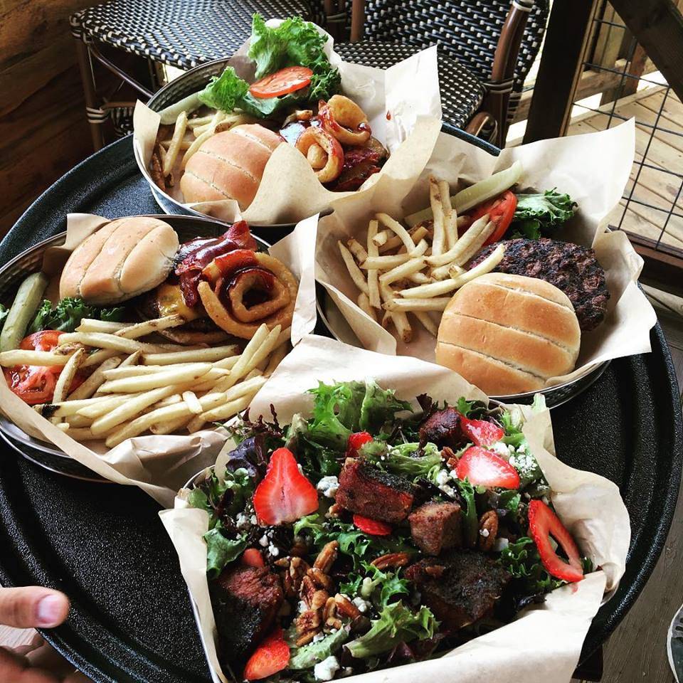 The Cliff Top Grill & Bar | restaurant | 576 Parkway, Gatlinburg, TN 37738, USA | 8653252400 OR +1 865-325-2400