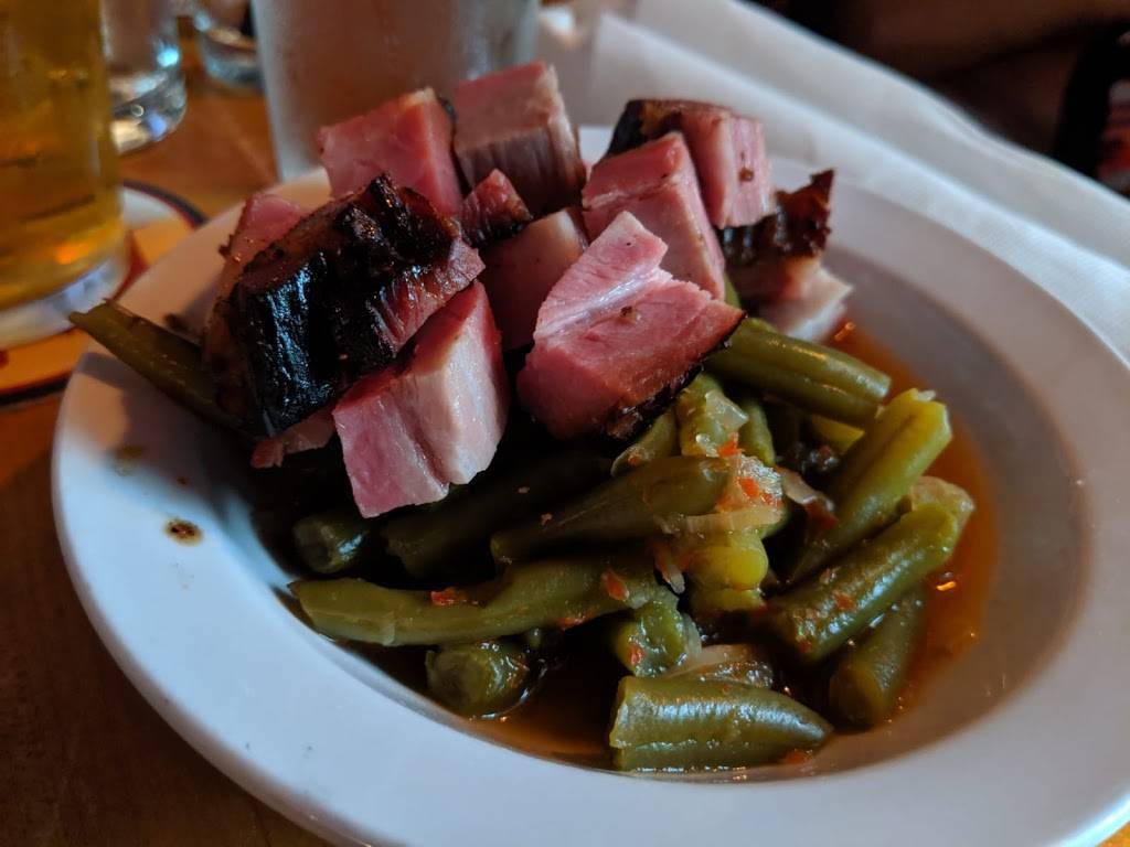 Taurus Beer and Whisk(e)y House | restaurant | 3540 Main Hwy C103, Miami, FL 33133, USA | 3055296523 OR +1 305-529-6523