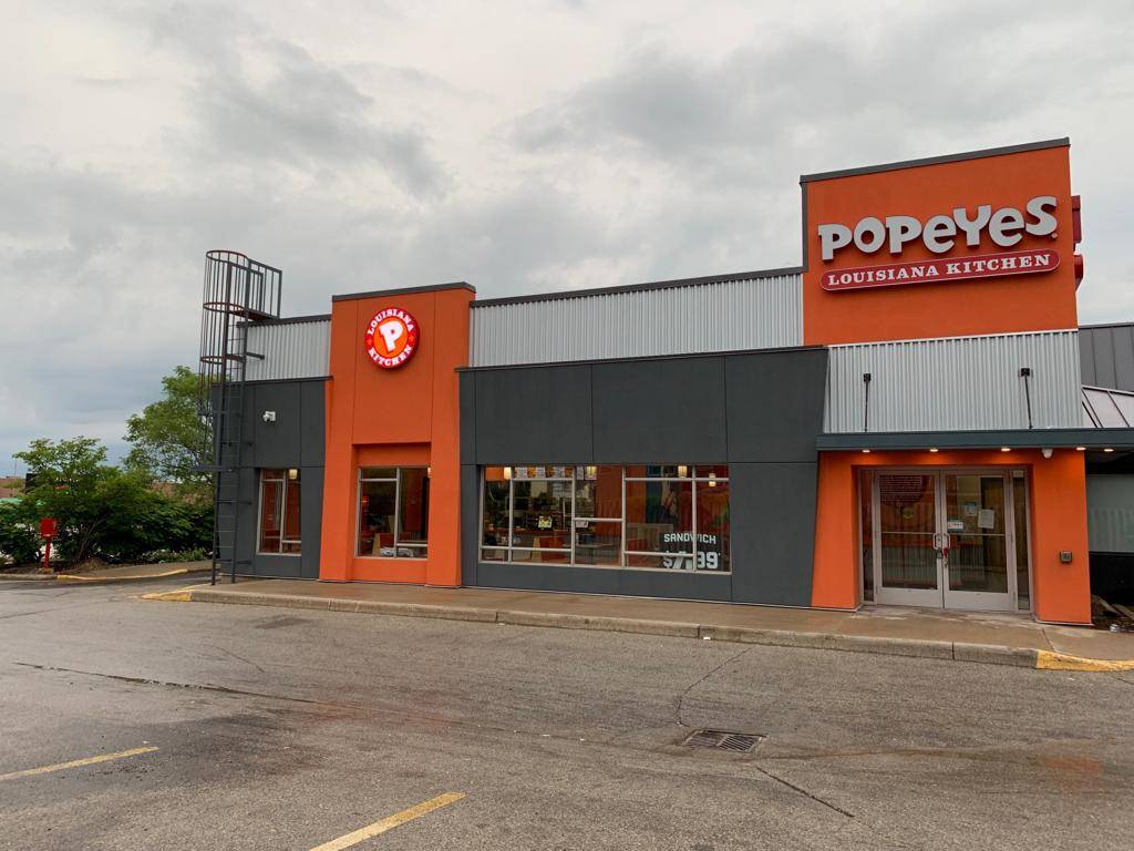 Popeyes Lousiana Kitchen | restaurant | 1350 16th St E, Owen Sound, ON N4K 6N7, Canada | 5193727355 OR +1 519-372-7355