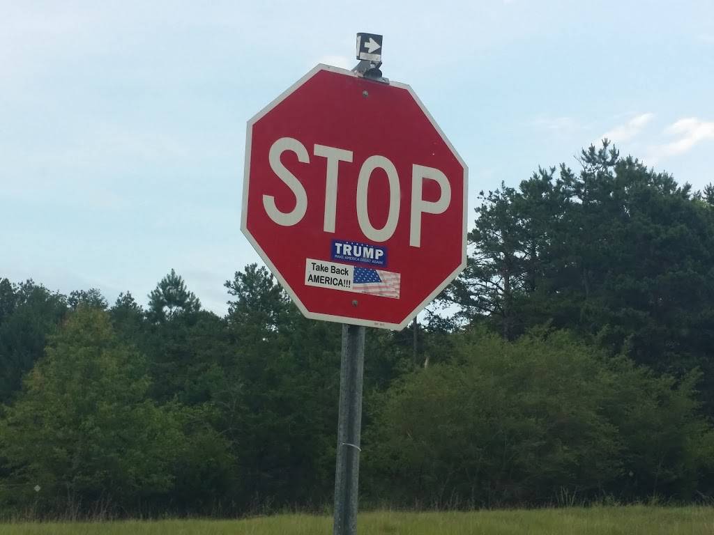 Gazebo Restaurant & Deli | restaurant | 15 Lakeside Cir, Fair Play, SC 29643, USA | 8649720200 OR +1 864-972-0200