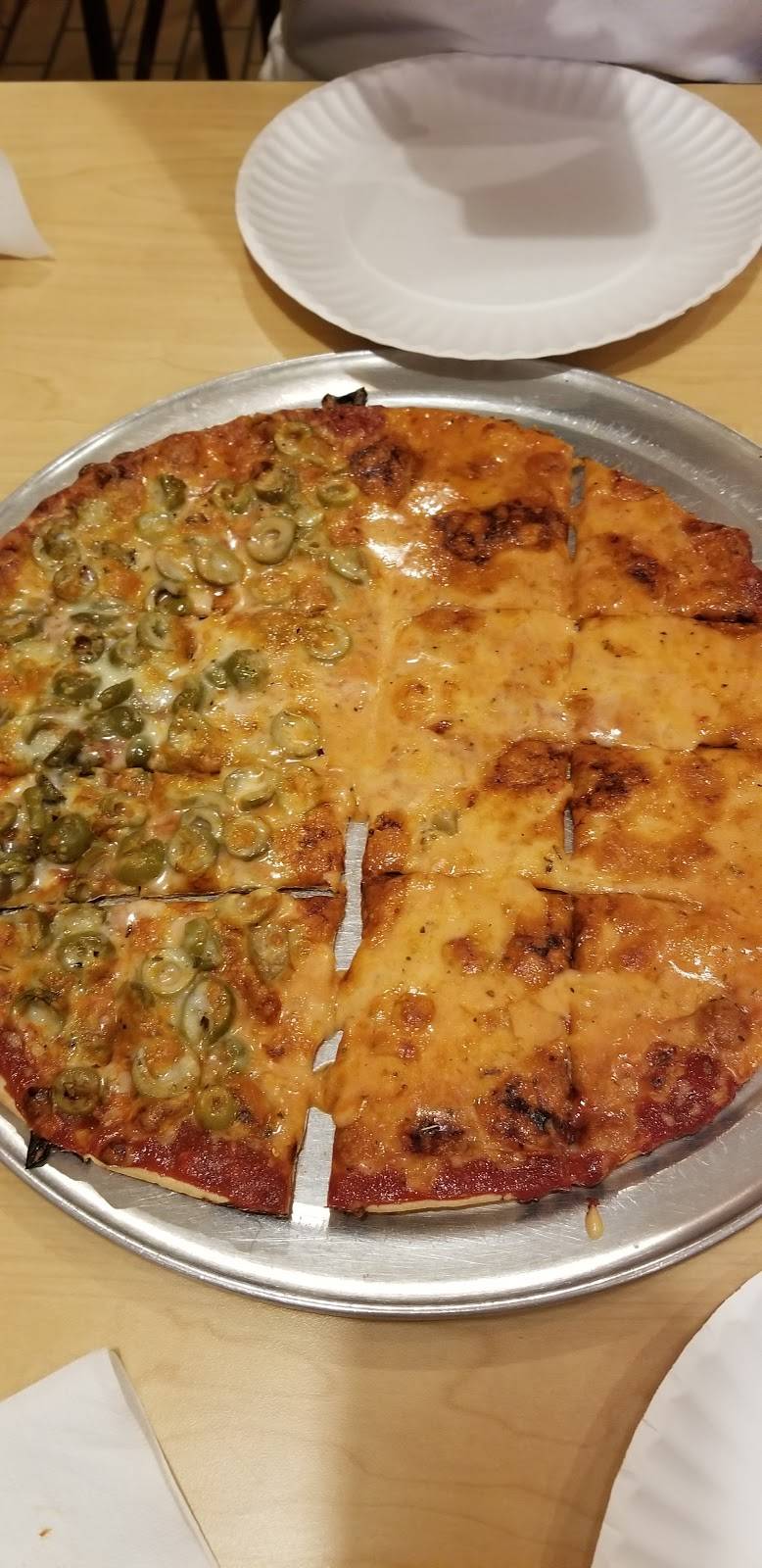 Imos Pizza | meal delivery | 4479 Forest Park Ave, St. Louis, MO 63108, USA | 3145354667 OR +1 314-535-4667