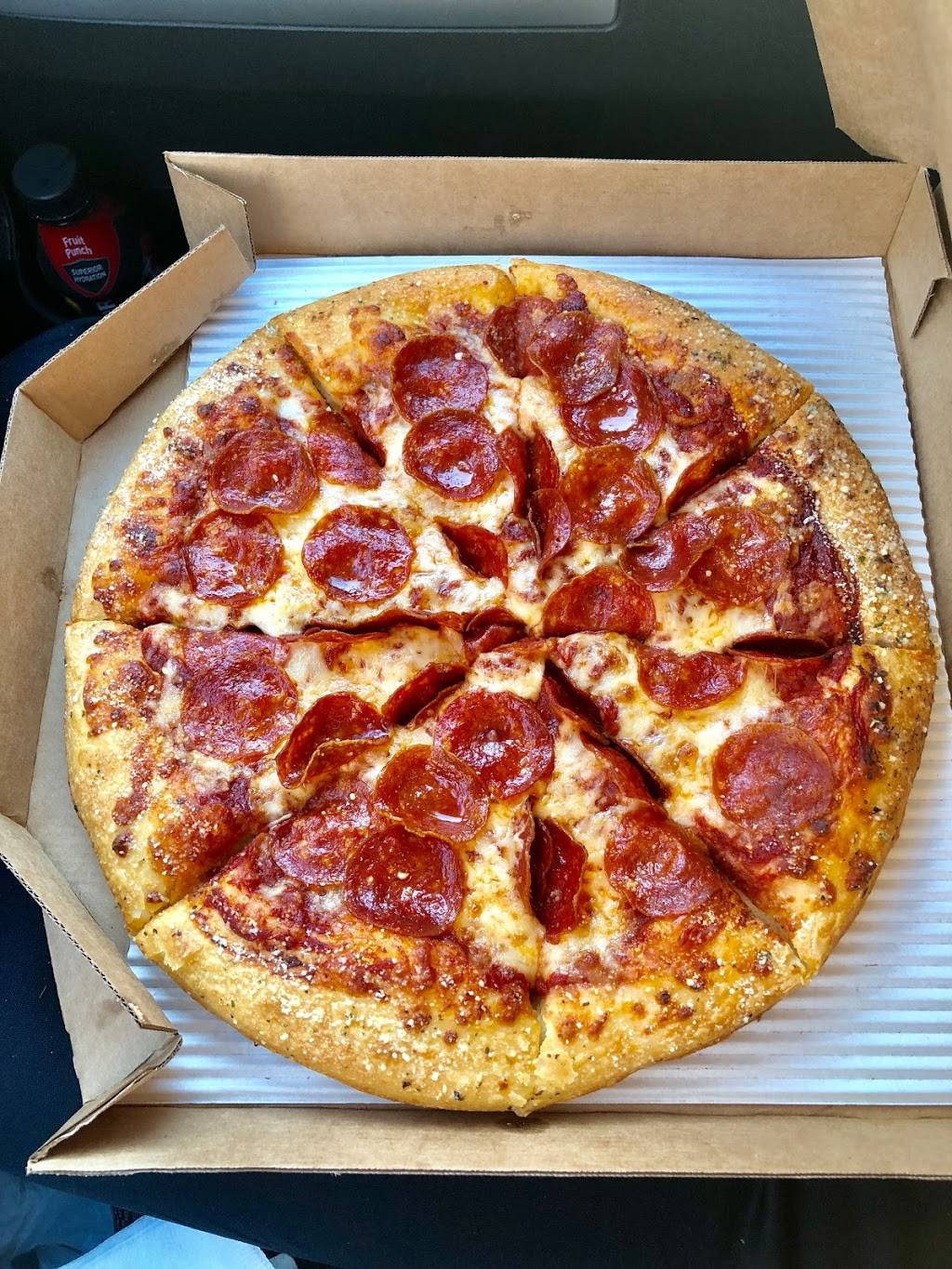 Pizza Hut | restaurant | 913 W Galbraith Rd, Cincinnati, OH 45231, USA | 5135224000 OR +1 513-522-4000