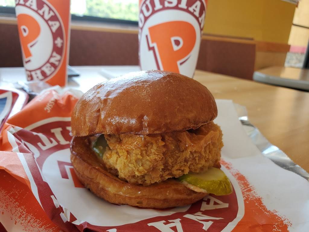 Popeyes Louisiana Kitchen | restaurant | 290 Grayson Hwy, Lawrenceville, GA 30046, USA | 6783366438 OR +1 678-336-6438