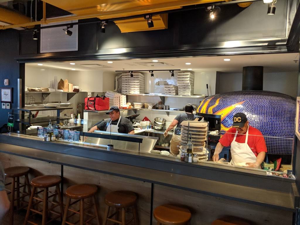 Pizzeria Paradiso | restaurant | 4800 Rhode Island Ave, Hyattsville, MD 20781, USA | 2404673210 OR +1 240-467-3210