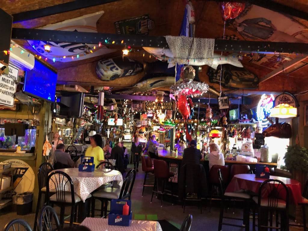 Tackle Box 2 | restaurant | 420 Sandusky Ave, Fremont, OH 43420, USA | 4193344643 OR +1 419-334-4643