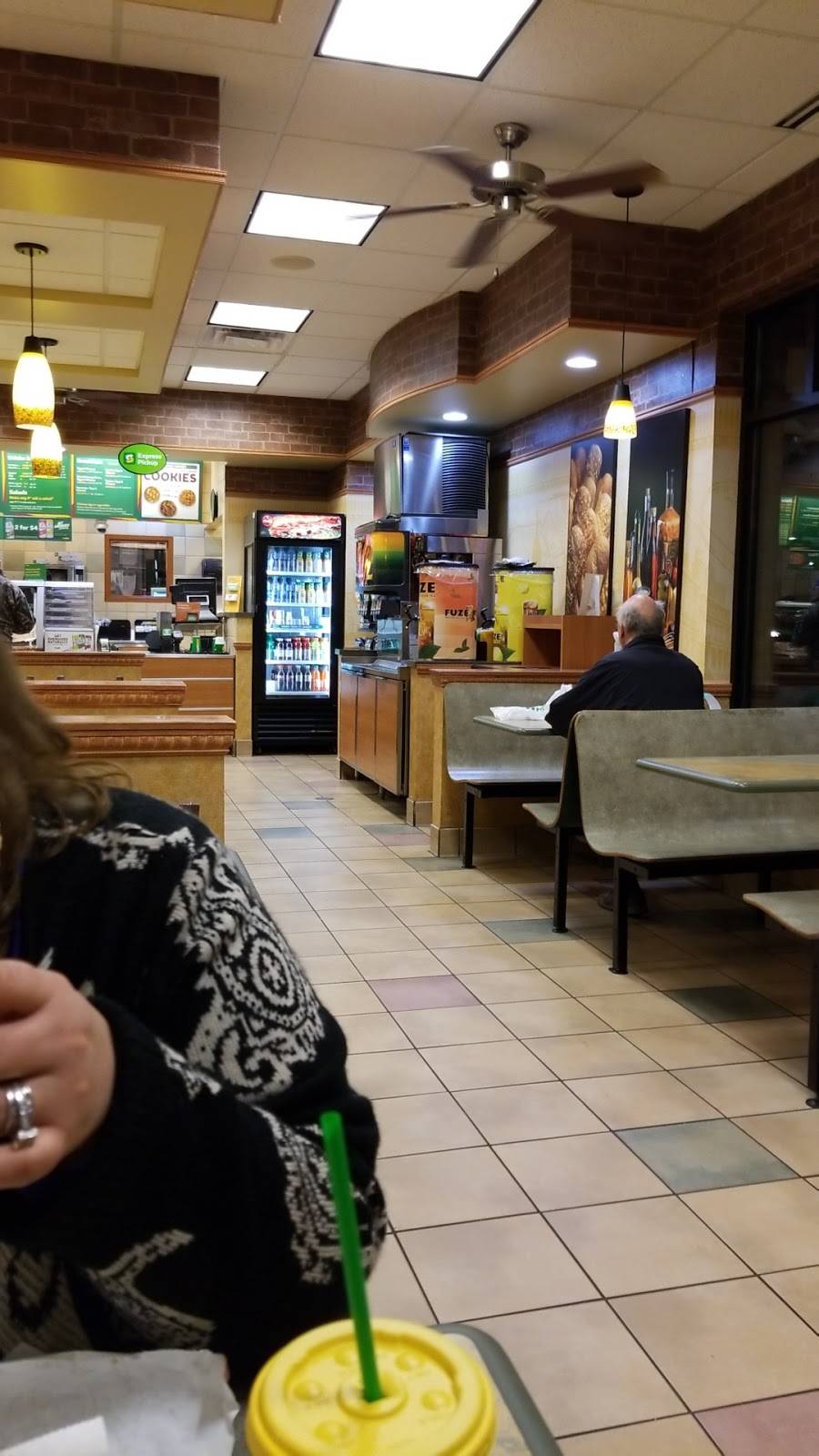 Subway Restaurants | restaurant | 4707 Market St, Hermantown, MN 55811, USA | 2187272338 OR +1 218-727-2338