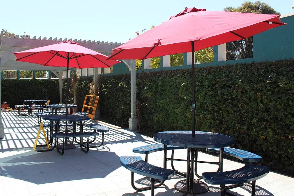 Rendezvous Cafe and Catering | restaurant | 350 Twin Dolphin Dr, Redwood City, CA 94065, USA | 6505033445 OR +1 650-503-3445