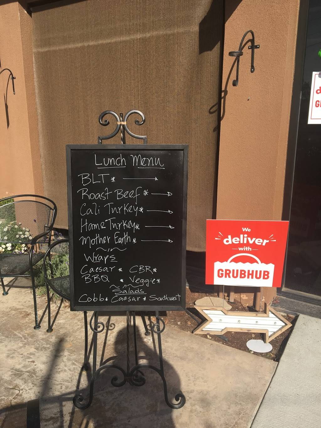 The Coop | restaurant | 358 W D St, Lemoore, CA 93245, USA | 5598175792 OR +1 559-817-5792