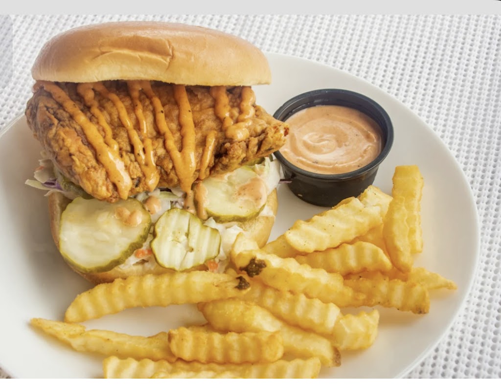 The Kluckin Chicken | restaurant | 28253 Newhall Ranch Rd Unit 2M, Santa Clarita, CA 91355, USA | 6613839822 OR +1 661-383-9822