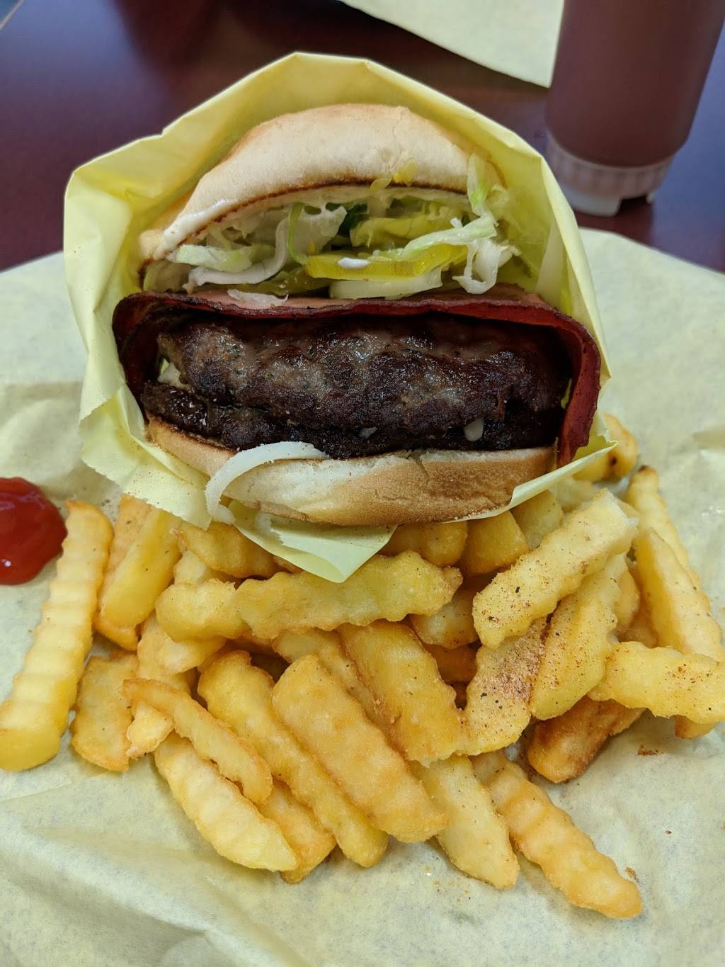 Tuckers Grill & Taqueria | restaurant | 2604 Towne Centre Dr, Mesquite, TX 75150, USA | 9726865522 OR +1 972-686-5522