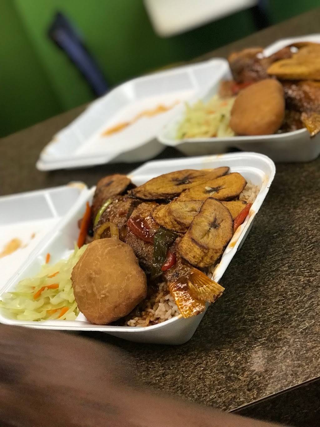 Captain Jerk Restaurant & Lounge | restaurant | 6028 Washington St, Hollywood, FL 33023, USA | 3052987977 OR +1 305-298-7977