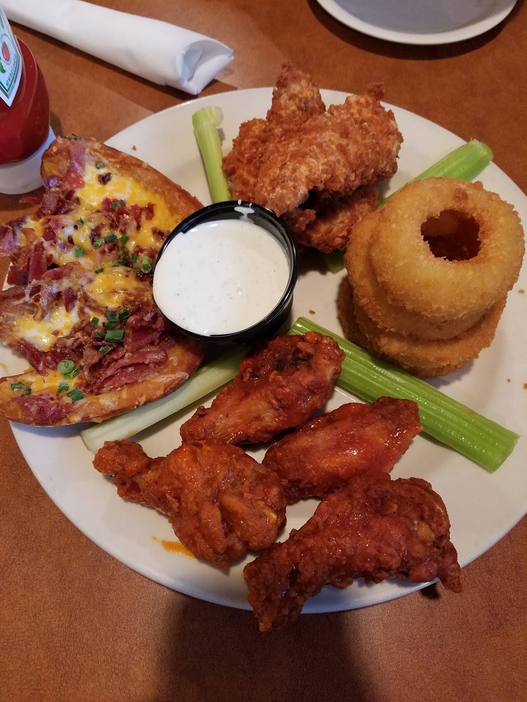 Spartan Hall of Fame Café | restaurant | 1601 Lake Lansing Rd, East Lansing, MI 48823, USA | 5173374680 OR +1 517-337-4680