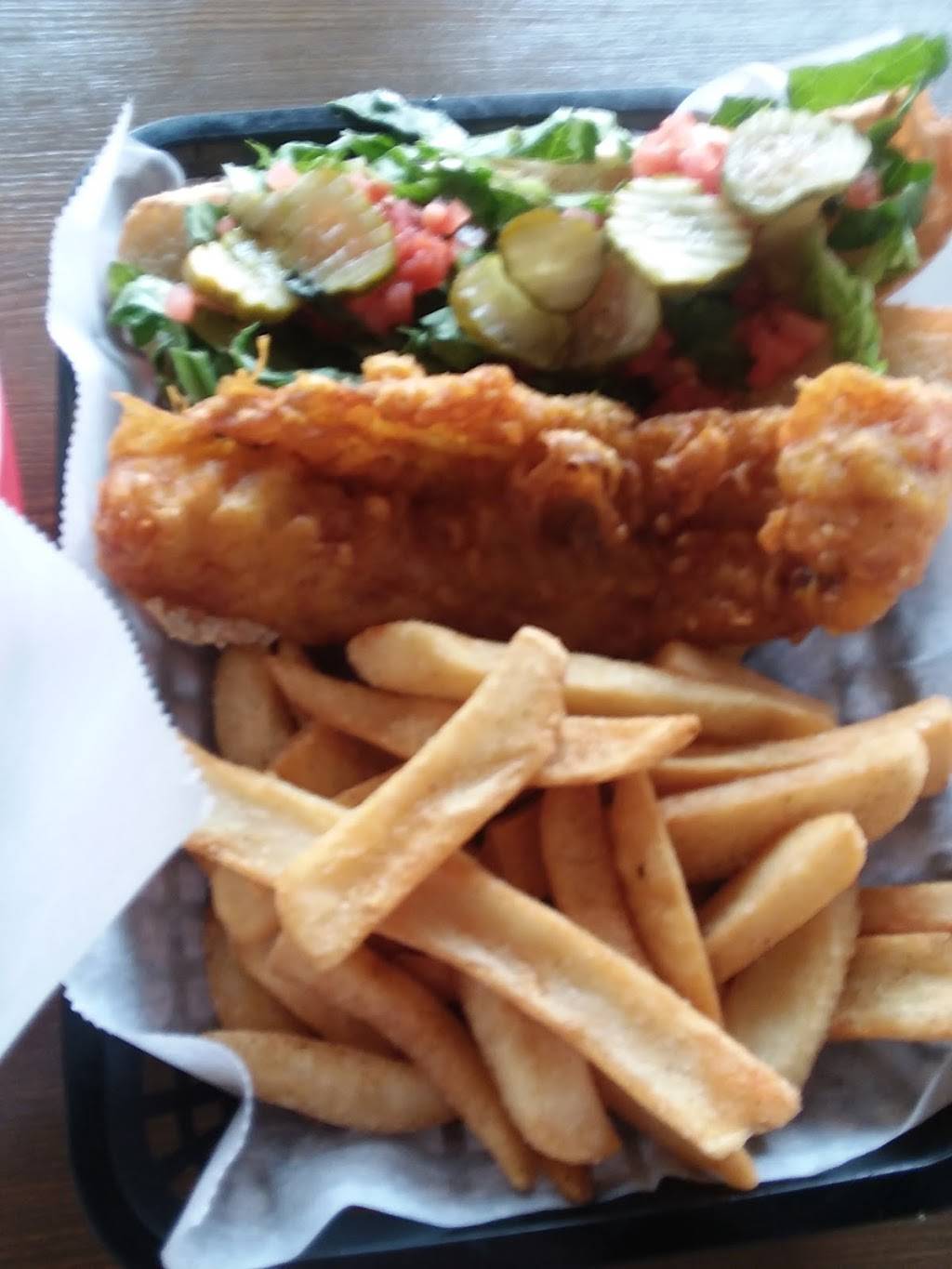 Hull and Highwater | restaurant | 324 E Main St, New Albany, IN 47150, USA | 8125902249 OR +1 812-590-2249