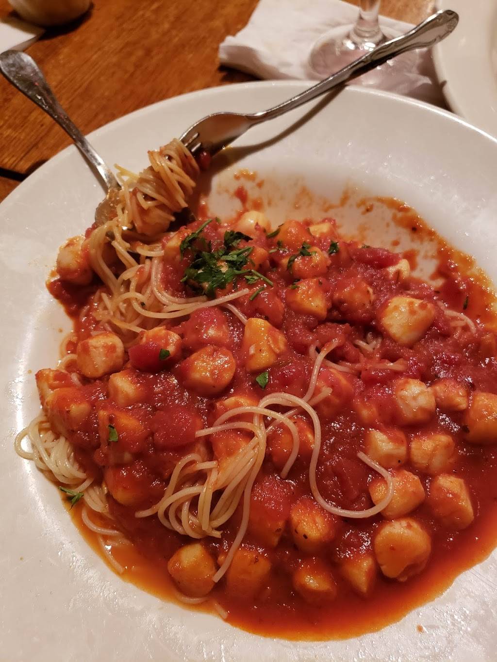 The White Whale | restaurant | 3580 Bayview St, Seaford, NY 11783, USA | 5167851067 OR +1 516-785-1067