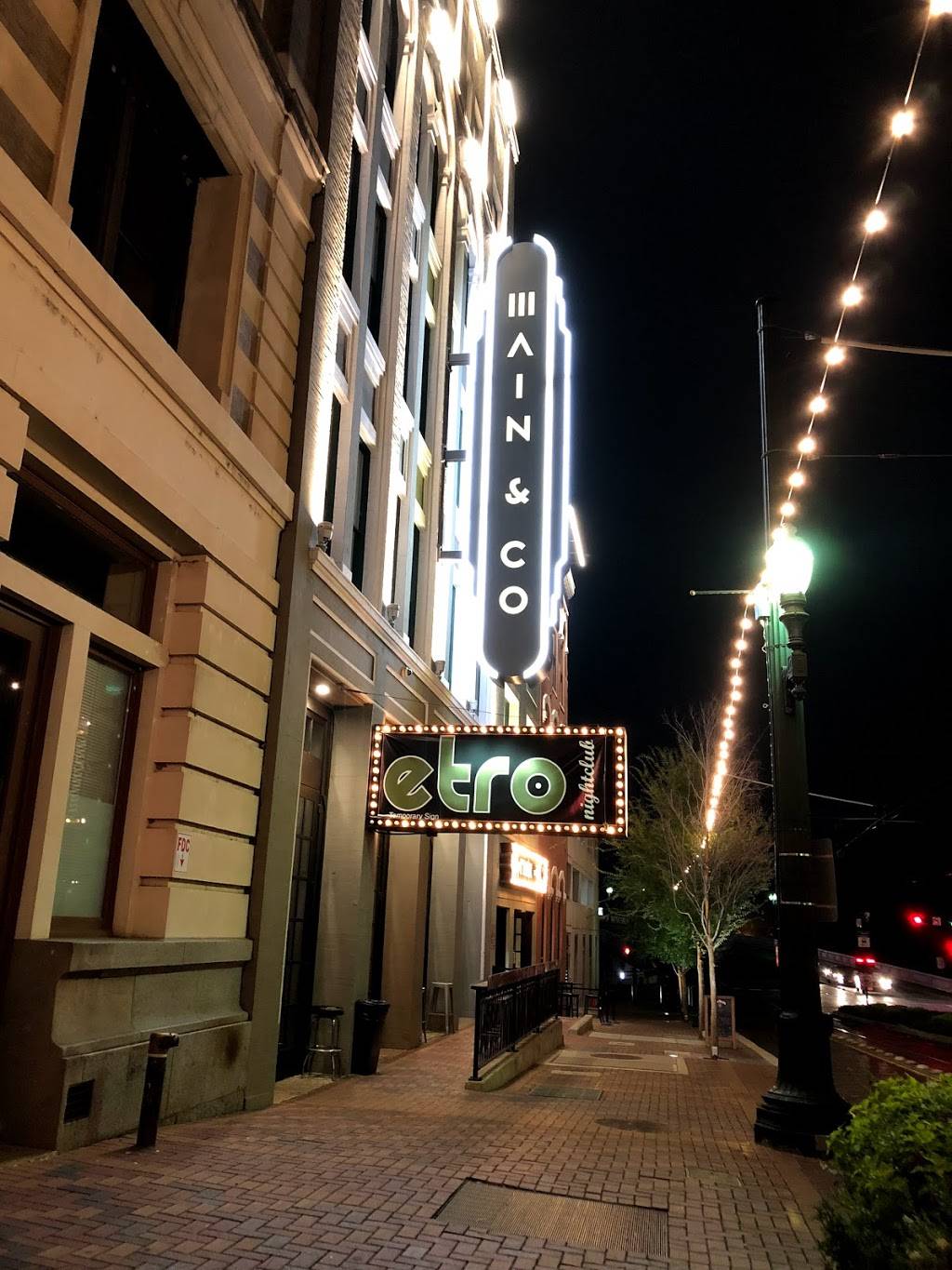 Etro Nightclub | night club | 114 Main St, Houston, TX 77002, USA | 7135213876 OR +1 713-521-3876